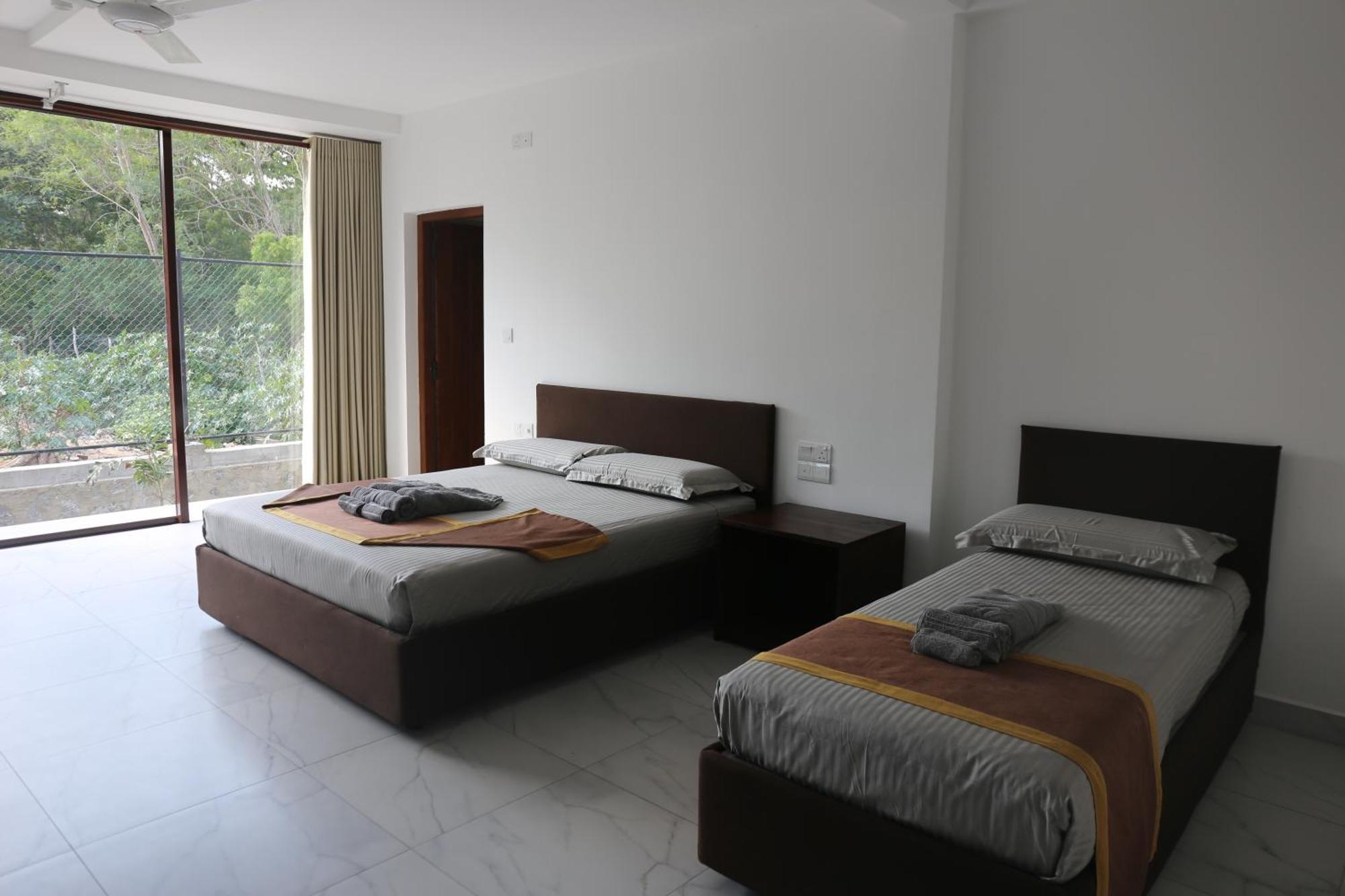 Amanda Beach Resort Passikudah Экстерьер фото