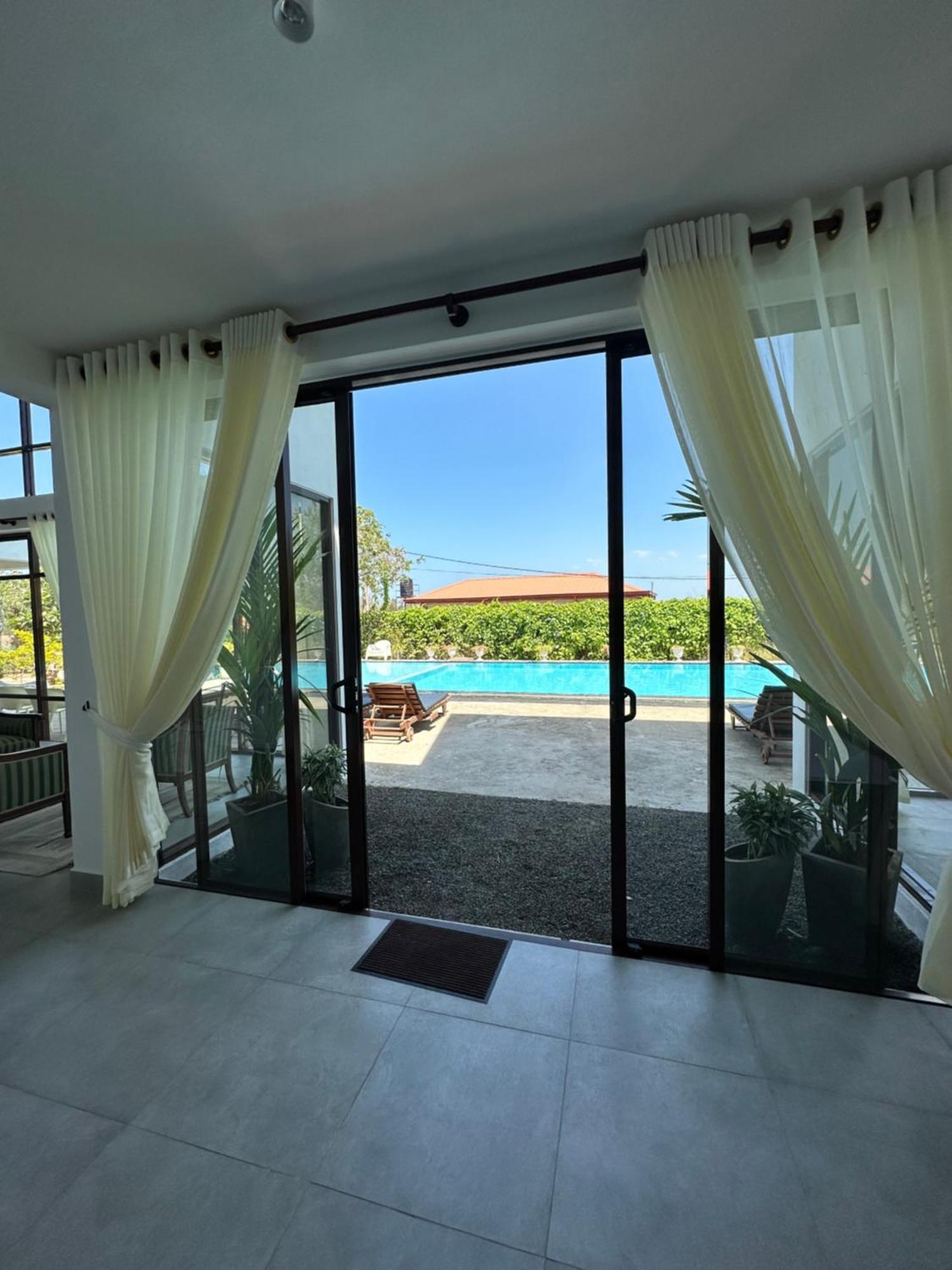 Amanda Beach Resort Passikudah Экстерьер фото