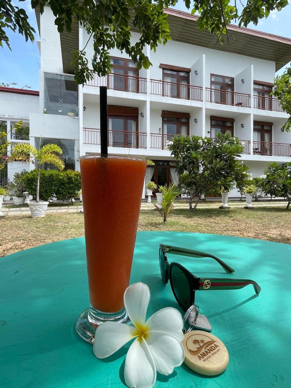 Amanda Beach Resort Passikudah Экстерьер фото